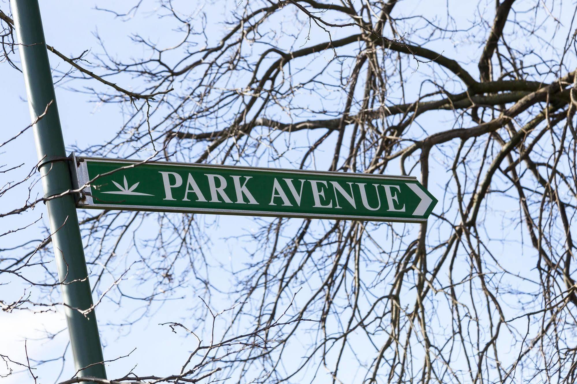 Park Avenue - Forest Hill Bend of Islands Екстериор снимка